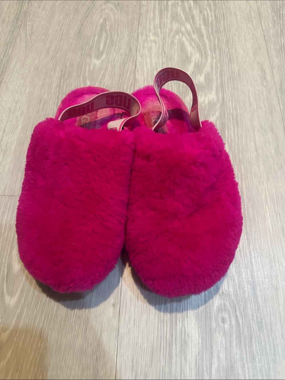 Ugg Kids Slip-On Slippers - Bright Pink